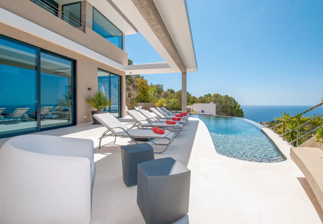Villa in Ibiza - Miguel Simo, Villa 5StarsHome Ibiza