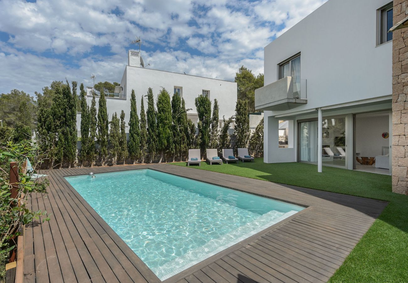 Villa in Santa Eulària des Riu - MontCrist, Villa 5StarsHome Ibiza